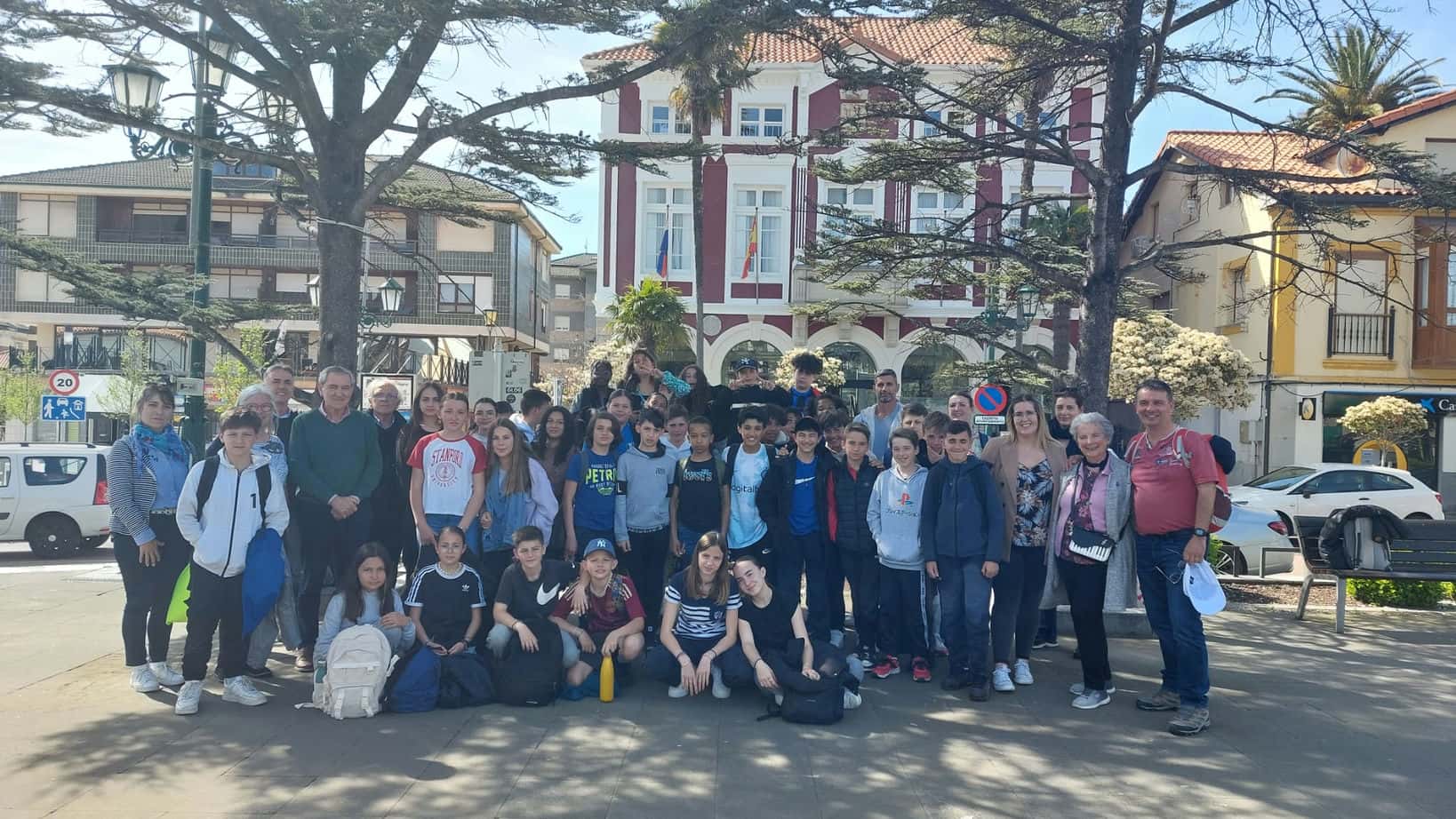 El Ayuntamiento de Suances recibe a jóvenes franceses dentro del programa de hermanamiento con Bassens