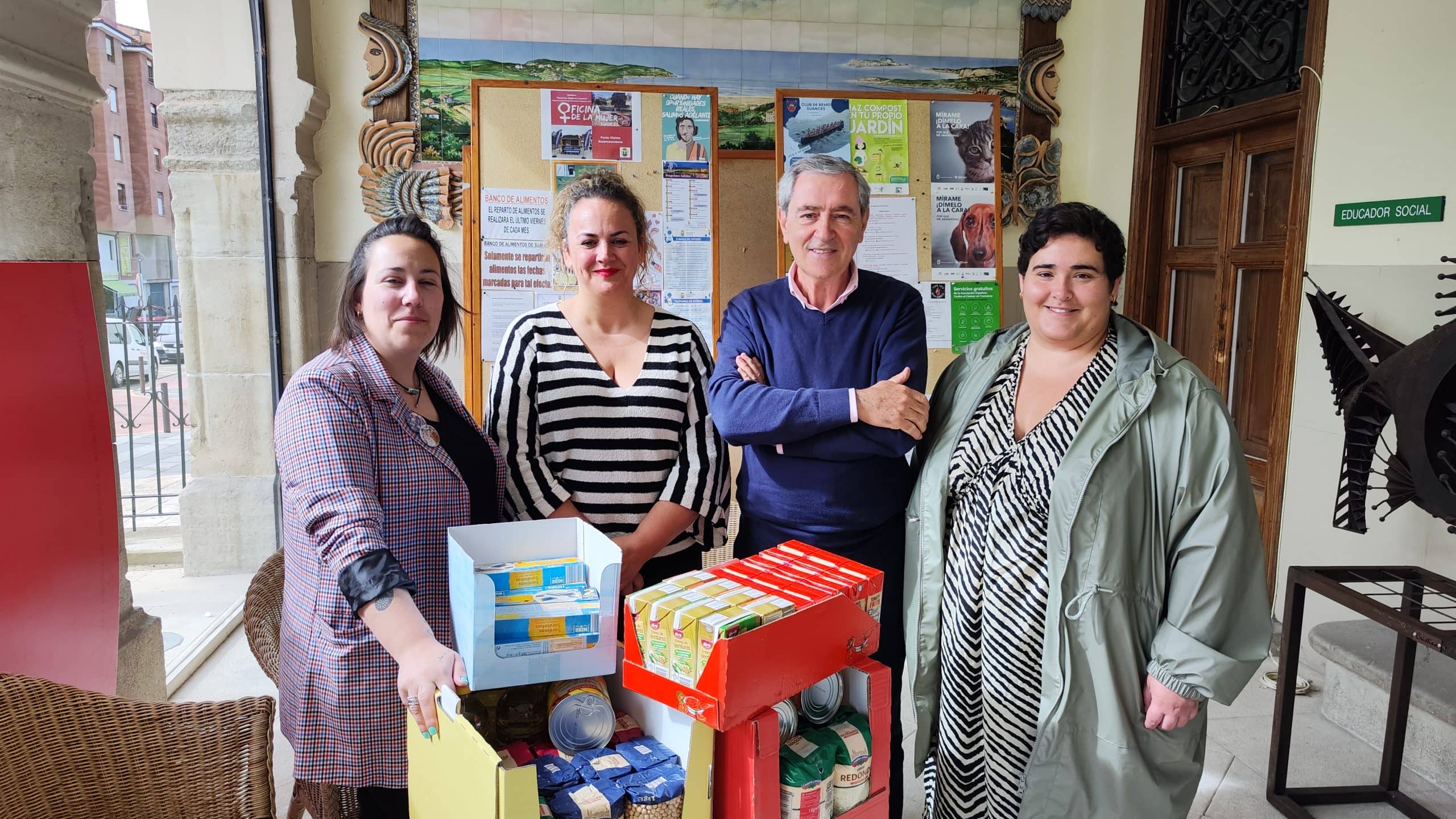 Recaudación solidaria del mercado de artesanía la Asociación Norte Contemporáneo