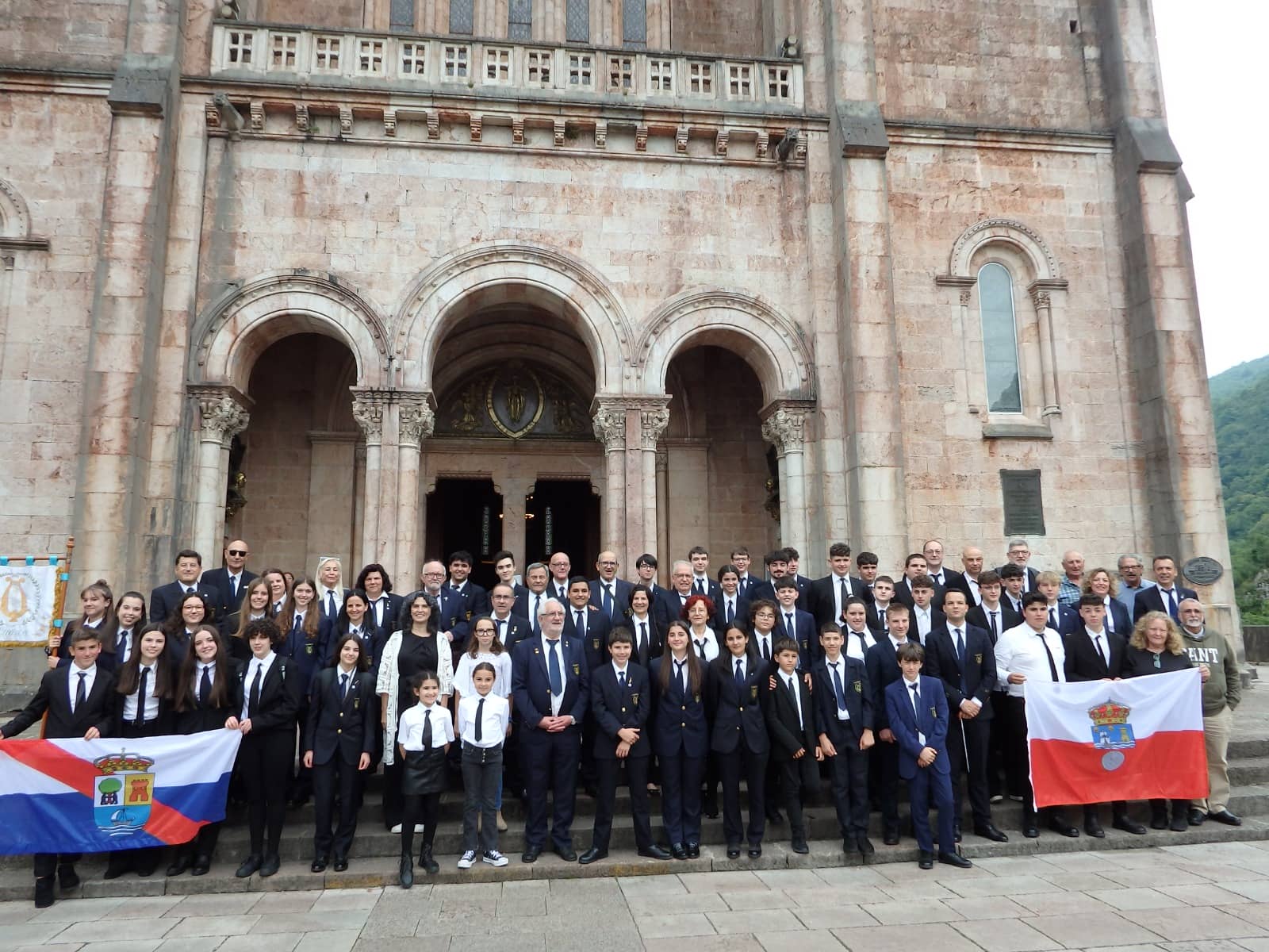Éxito rotundo del concierto de la Banda Municipal de Música de Suances en la Basílica del Real Sitio de Covadonga