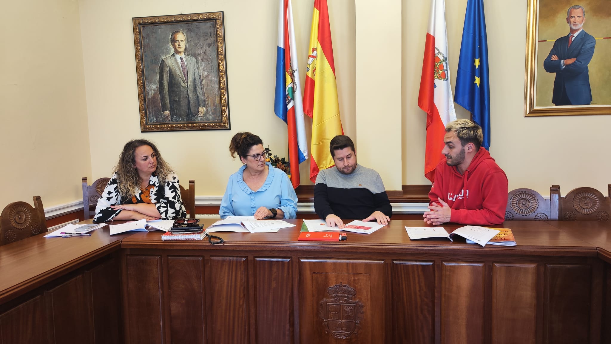 La Concejalías del Ayuntamiento se reúnen para conocer los resultados del diagnóstico real de la Infancia y la Adolescencia de Suances