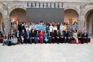 El Parlamento de Cantabria escucha la voz de los niños y niñas del Consejo de la Infancia y la Adolescencia de Suances con motivo del Día Mundial de la Infancia